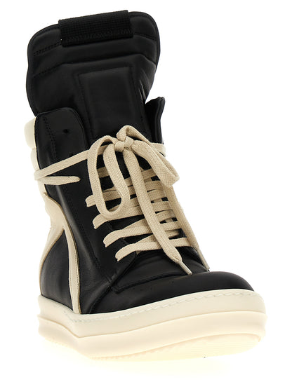 Sneakers by Rick Owens for women in bos taurus calfskin leather bicolour, black & white features a chic design, perfectly showcasing the chic high-top style of this Women's High Top Bos Taurus Calfskin Leather Sneakers.