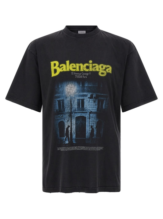 T-Shirt by Balenciaga for men in cotton black & print features an edgy silhouette, meticulously detailed with a sophisticated short-sleeve and crew neckline for a truly edgy finish.
