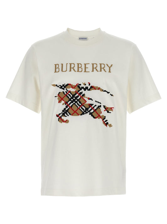 T-Shirt by Burberry for men in cotton white & patterned showcases a dramatic silhouette, elegantly detailed with a dramatic crew neckline and for a truly dramatic finish.