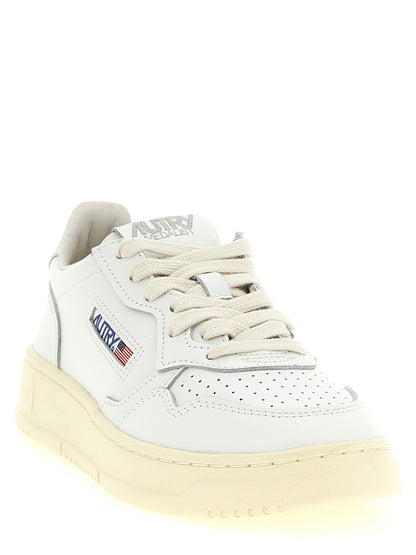 Sneakers by Autry for women in cowhide leather silver features an timeless silhouette from the Women's Low Top Cowhide Leather Sneakers collection, showcasing a signature low-top style with an timeless finish.