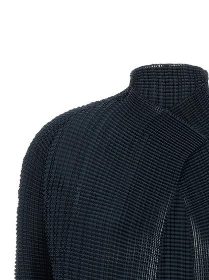 Cardigan by Issey Miyake for women in polyester dark-blue features an impeccable silhouette, showcasing a sophisticated high-neck neckline and detail for a truly impeccable finish.