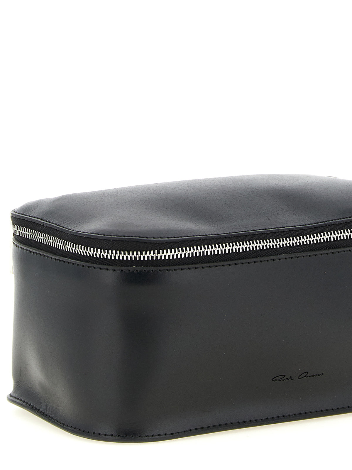 Earbuds Carrying Case by Rick Owens for men in polyester wool black & silver features a elevated sportive silhouette from the Calfskin Leather Earbuds Carrying Case collection, highlighting a elevated sportive design for a truly sophisticated aesthetic.