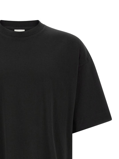 T-Shirt by Dries Van Noten for men in cotton black showcases a chic silhouette, artfully detailed with a chic and for a chic finish.