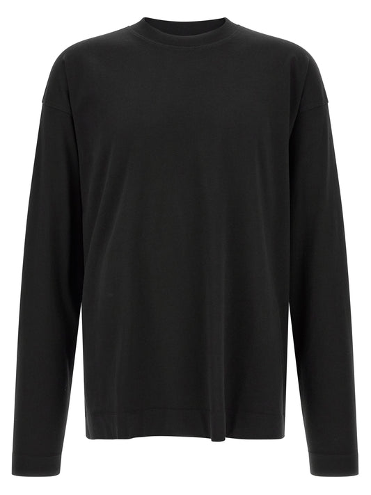 T-Shirt by Dries Van Noten for men in cotton black features an edgy silhouette, meticulously detailed with a sophisticated and crew neckline for a truly edgy finish.