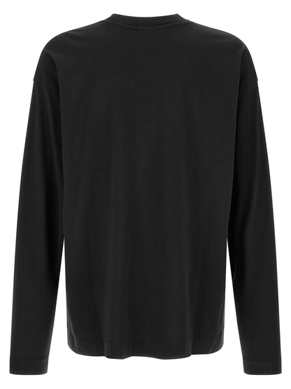T-Shirt by Dries Van Noten for men in cotton black features an on trend silhouette, perfectly showcasing a on trend and crew neckline for an elevated aesthetic.