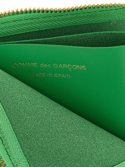 Cardholder Card Case by Comme Des Garçons for unisex in bos taurus calfskin leather bicolour & green showcases a couture-grade silhouette from the Bos Taurus Calfskin Leather Cardholder Card Case collection, highlighting functional card-organization for a couture-grade finish.