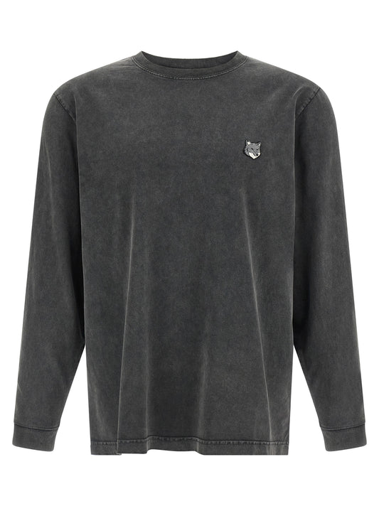 T-Shirt by Maison Kitsuné for men in organic cotton black showcases a dramatic silhouette, elegantly detailed with a dramatic crew neckline and for a truly dramatic finish.