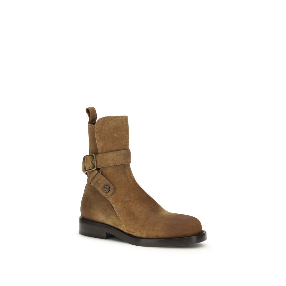 Lace-Up Strap Boots by Burberry for women in bos taurus suede calf leather brown features an enchanting design from the Women's Bos Taurus Suede Calf Leather Lace-Up Strap Boots collection, highlighting a enchanting and for a refined look.