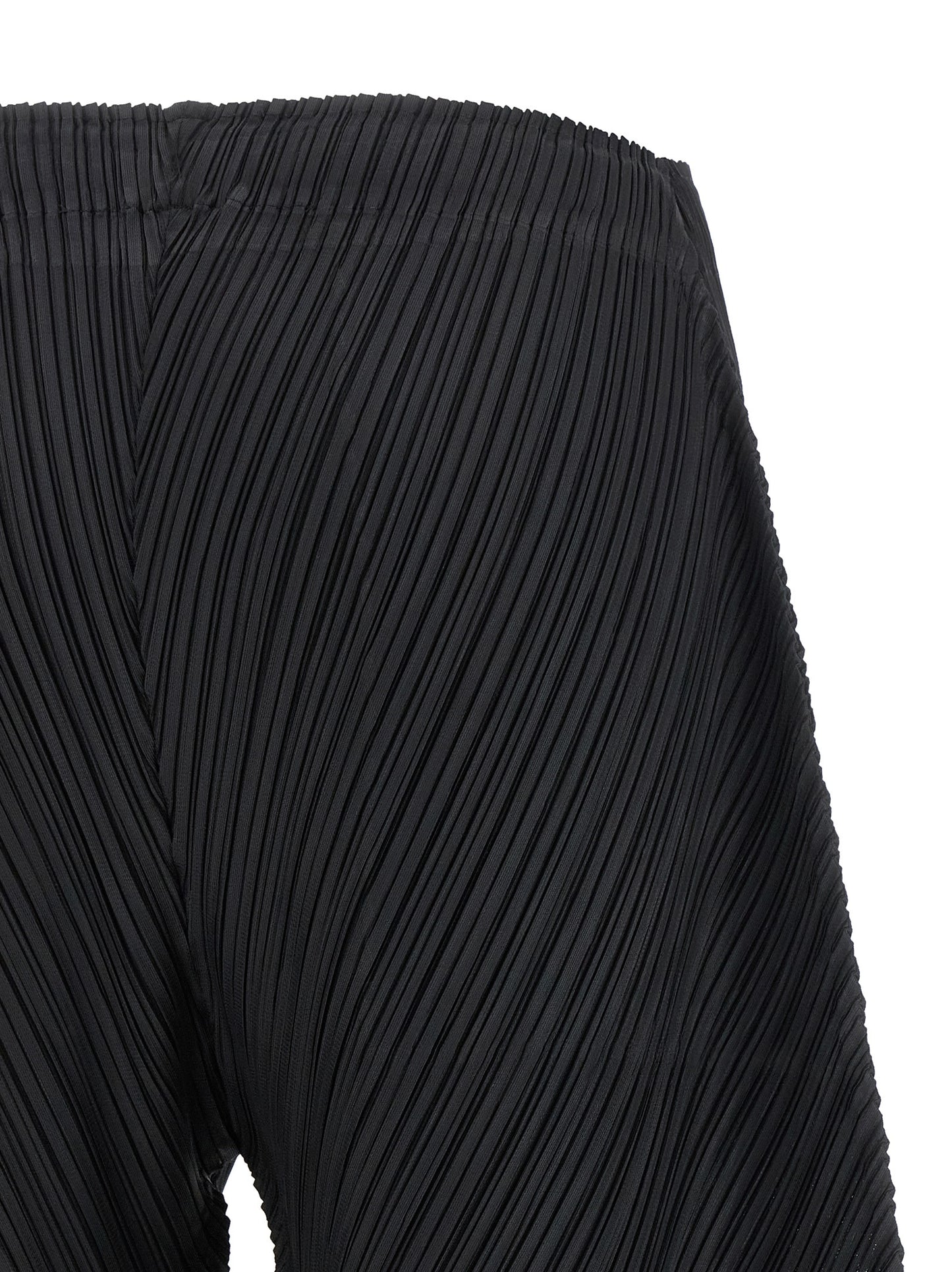 PLEATS PLEASE ISSEY MIYAKE Black Polyester Casual Pants