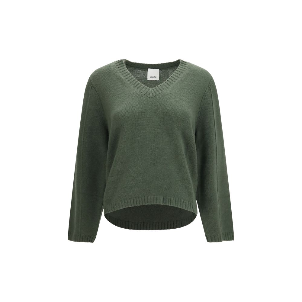 Sweater by Allude for women in cashmere bicolour showcases an masterful silhouette, artfully detailed with a masterful v-neck neckline and long-sleeve for a sophisticated, premium finish.