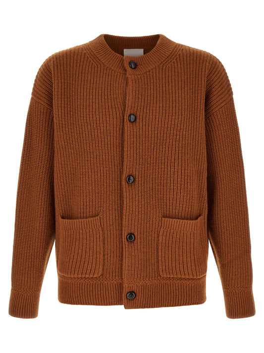 Cardigan by Isabel Marant for men in cashmere & merino wool brown features an impeccable silhouette, showcasing a sophisticated round neckline and detail for a truly impeccable finish.