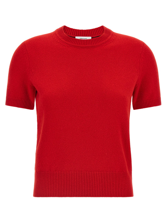 This Sweater by Ferragamo for women in cashmere gold & red presents a understated silhouette, featuring a sophisticated round neckline and for a understated finish.