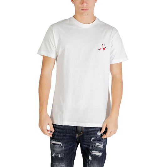 Activewear T-Shirt by The Bomber for men in cotton cream & print features an athletic silhouette with sleeves and a neckline, enhanced by high-performance breathable-design.
