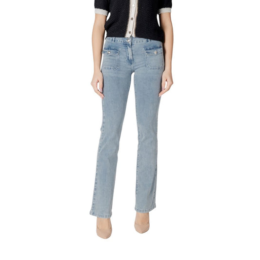 Jeans by Morgan De Toi for women in stretch denim cotton blue features an refined tailoring silhouette, showcasing a premium skinny & slim with a and long cut for a refined tailoring look.