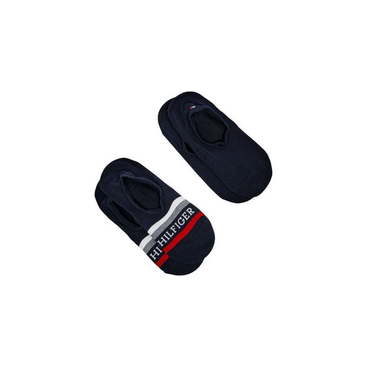 Socks by Tommy Hilfiger for men in stretch cotton & polyamide blue presents a perennial silhouette, artfully capturing the refined essence of the perennial Men's Stretch Cotton & Polyamide Socks design with a perennial finish.