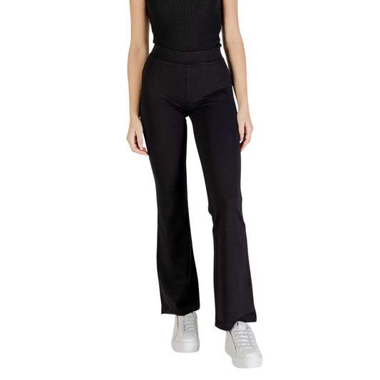Trousers by Jacqueline De Yong for women in stretch viscose & nylon black presents a perennial silhouette, meticulously tailored with a flared & cigarette cut, long finish, and an elegant .
