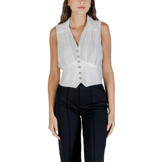 Blouse by Morgan De Toi for women in polyester white showcases a sleek silhouette, elegantly detailed with a sleek and sleeveless for a sleek finish.
