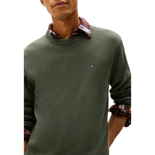 Sweatshirt by Tommy Hilfiger Jeans for men in organic cotton green & natural features an magnificent silhouette, showcasing a sophisticated crew neckline and detail for a truly magnificent finish.