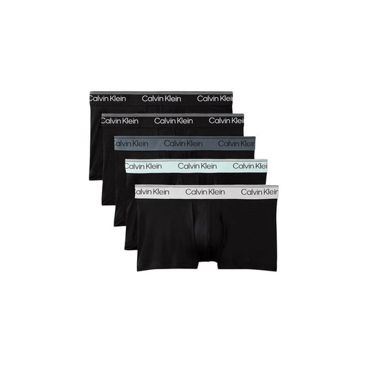 This Underpants by Calvin Klein Underwear for men in stretch polyester bicolour features an flawless silhouette, showcasing the sophisticated design and flawless finish of the Men's Low Rise Stretch Polyester Underpants.