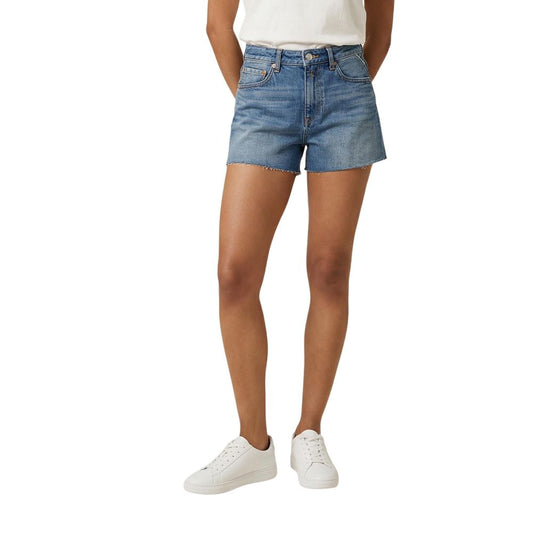 Denim Shorts by Replay for women in denim cotton blue, natural & signature features an effortlessly on trend silhouette, showcasing a effortlessly on trend straight & relaxed-fit and short cut with a comfortable for a refined look.