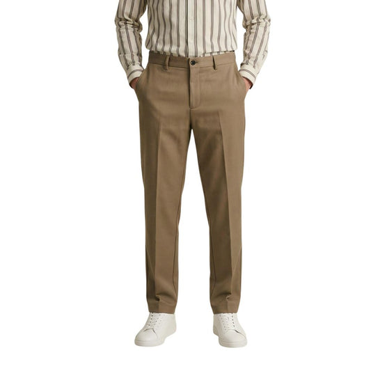 Trousers by Gianni Lupo for men in stretch polyester & viscose beige, natural & signature presents a perennial silhouette, meticulously tailored with a skinny & slim cut, long finish, and an elegant .