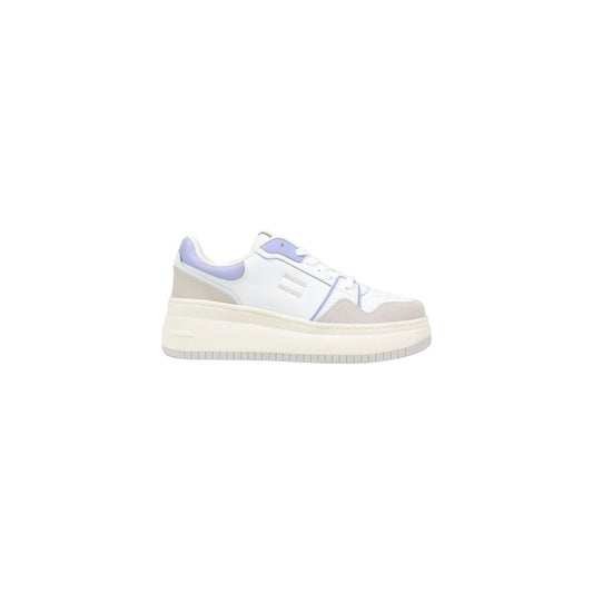 Sneakers by Tommy Hilfiger Jeans for women in polyurethane suede leather white features a chic design, perfectly showcasing the chic chunky style of this Women's Chunky Polyurethane Suede Leather Sneakers.