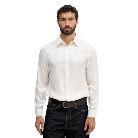 Shirt by Armani Exchange for men in viscose bicolour, patterned & striped presents a discerning silhouette, showcasing a sophisticated and long-sleeve for a truly discerning finish.