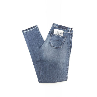 Jeans by Jacob Cohen for women in stretch denim cotton blue features an refined tailoring silhouette, showcasing a premium slim with a and long cut for a refined tailoring look.