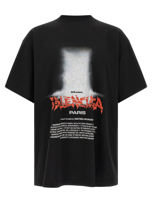 T-Shirt by Balenciaga for men in cotton black & red features a plush silhouette, showcasing a sophisticated crew neckline and for a truly plush finish.