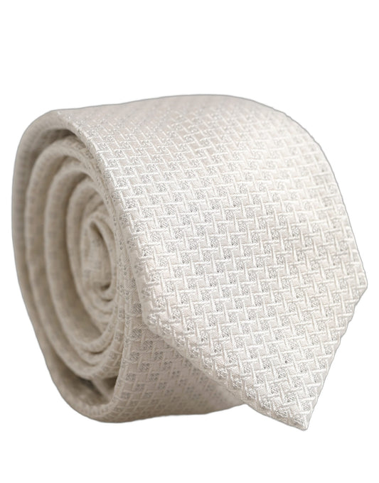 Necktie by Dolce & Gabbana for men in metallized fiber silk & viscose white & patterned showcases a stately silhouette, expertly detailed with a stately finish that perfectly captures the sophisticated essence of the Metallized Fiber Silk & Viscose Necktie.