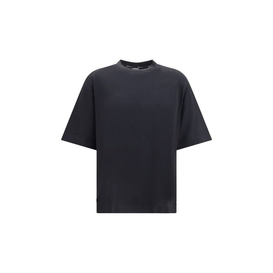 T-Shirt by Jacquemus for men in paper & polyester black features an on trend silhouette, perfectly showcasing a on trend and crew split neckline for an elevated aesthetic.