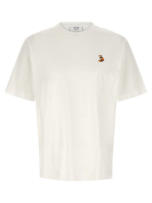 T-Shirt by Maison Kitsuné for men in organic cotton white showcases a chic silhouette, artfully detailed with a chic crew neckline and for a chic finish.