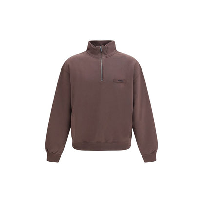 Sweatshirt by Jacquemus for men in cotton brown & monogram features an magnificent silhouette, showcasing a sophisticated high-collar neckline and detail for a truly magnificent finish.