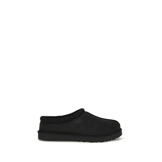 Clogs Flat Shoes by UGG for men in foam polyester & nubuck leather black & signature features an captivating silhouette, showcasing the captivating style of the Men's Foam Polyester & Nubuck Leather Clogs Flat Shoes with its distinct and refined .