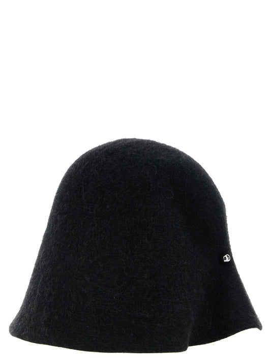 Hat by Jacquemus for women in felt & merino wool black & silver presents a refined silhouette from the Felt & Merino Wool Hat collection, showcasing a refined design that defines modern luxury.