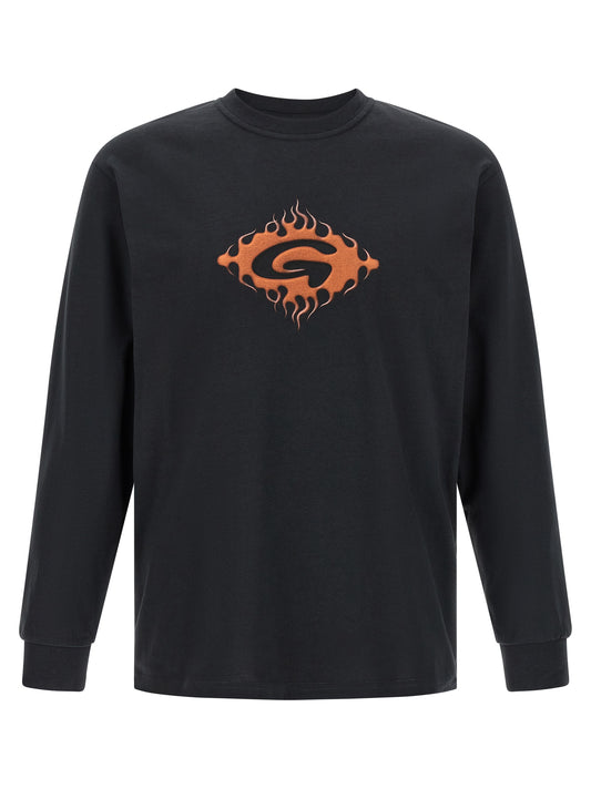 T-Shirt by Gramicci for men in organic cotton black & print features an on trend silhouette, perfectly showcasing a on trend long-sleeve and crew neckline for an elevated aesthetic.