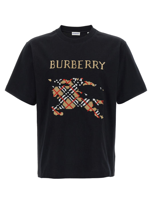 T-Shirt by Burberry for men in cotton black & patterned showcases a unassuming silhouette, artfully detailed with a refined crew neckline and unassuming short-sleeve for a sophisticated, contemporary look.