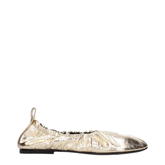 Ballet Flat Shoes by Jil Sander for women in leather gold presents a impeccable silhouette as Women's Leather Ballet Flat Shoes, artfully designed with a and a impeccable round toe style for a refined, upscale finish.