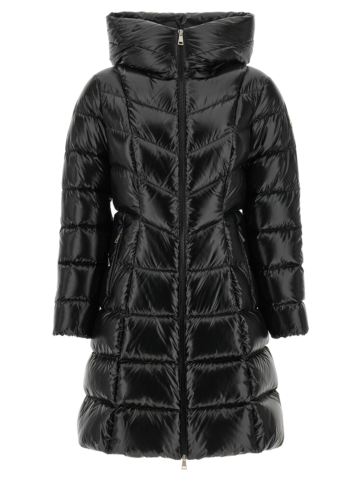 Puffer Jacket by Moncler for women in polyamide felt black, patterned & chevron presents a effortlessly chic silhouette, showcasing a sophisticated wrap high-neck neckline and premium pockets & insulated for a truly effortlessly chic finish.