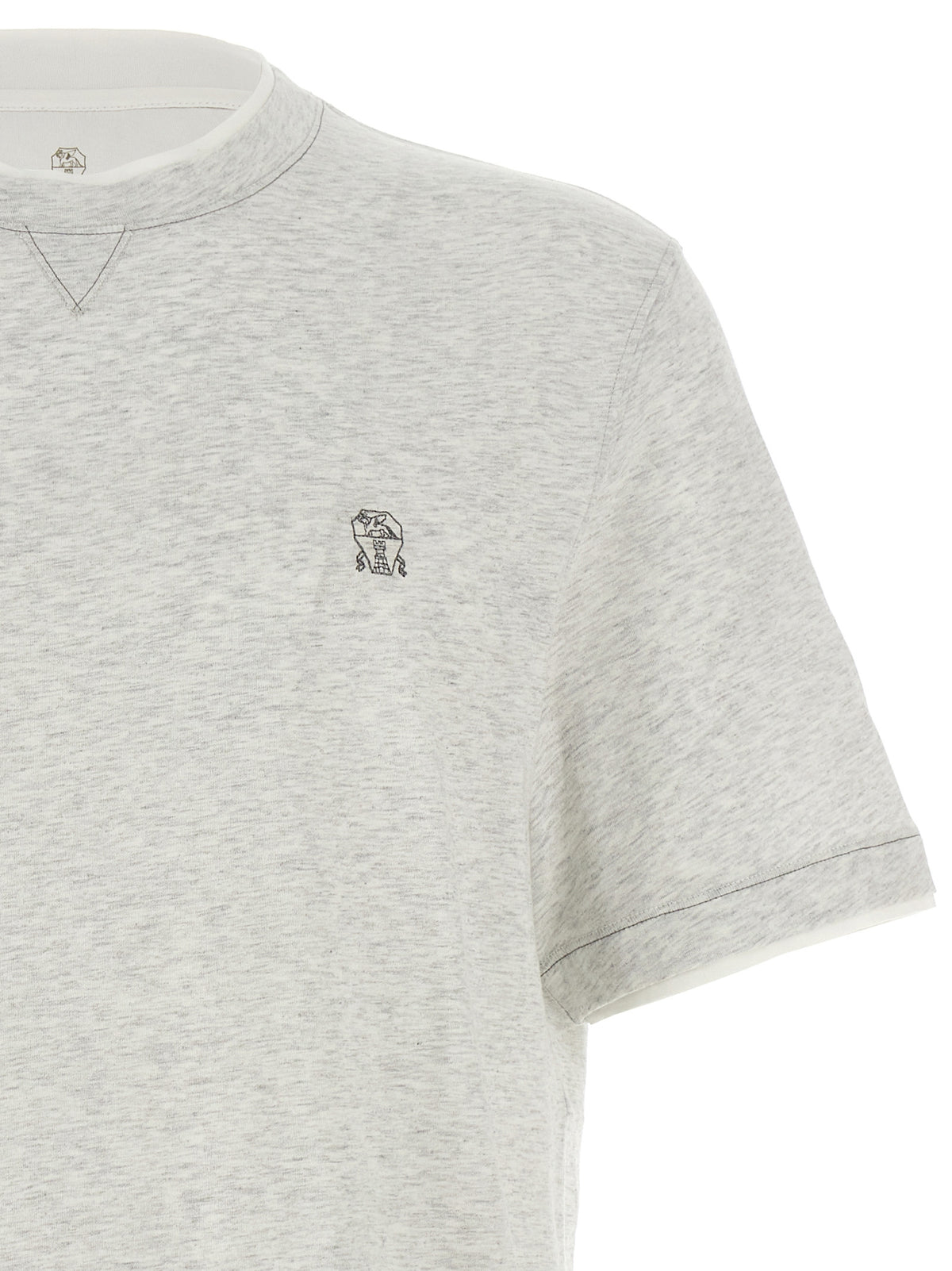 T-Shirt by Brunello Cucinelli for men in cotton gray features an on trend silhouette, perfectly showcasing a on trend and crew neckline for an elevated aesthetic.
