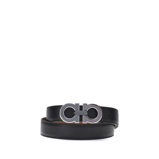 Belt by Ferragamo for men in bos taurus calf leather black & palladium features an artisanal silhouette, showcasing the artisanal craftsmanship of the Gancini Bos Taurus Calf Leather Belt collection for a artisanal finish.
