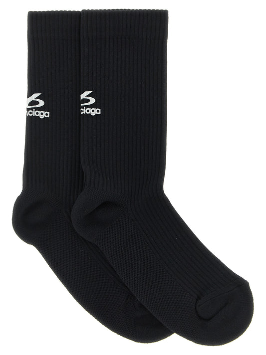 These Socks by Balenciaga for women in polyamide black present a utilitarian silhouette from the Women's Polyamide Socks collection, offering a utilitarian fit and refined aesthetic.