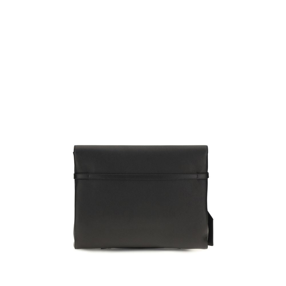 Compact Shoulder Bag by Dolce & Gabbana for men in bos taurus calf leather black & silver showcases a enviable silhouette, artfully detailed with a secure snap & button, organized cardholder, and versatile shoulder-strap, adjustable-strap & detachable-strap for a enviable look.
