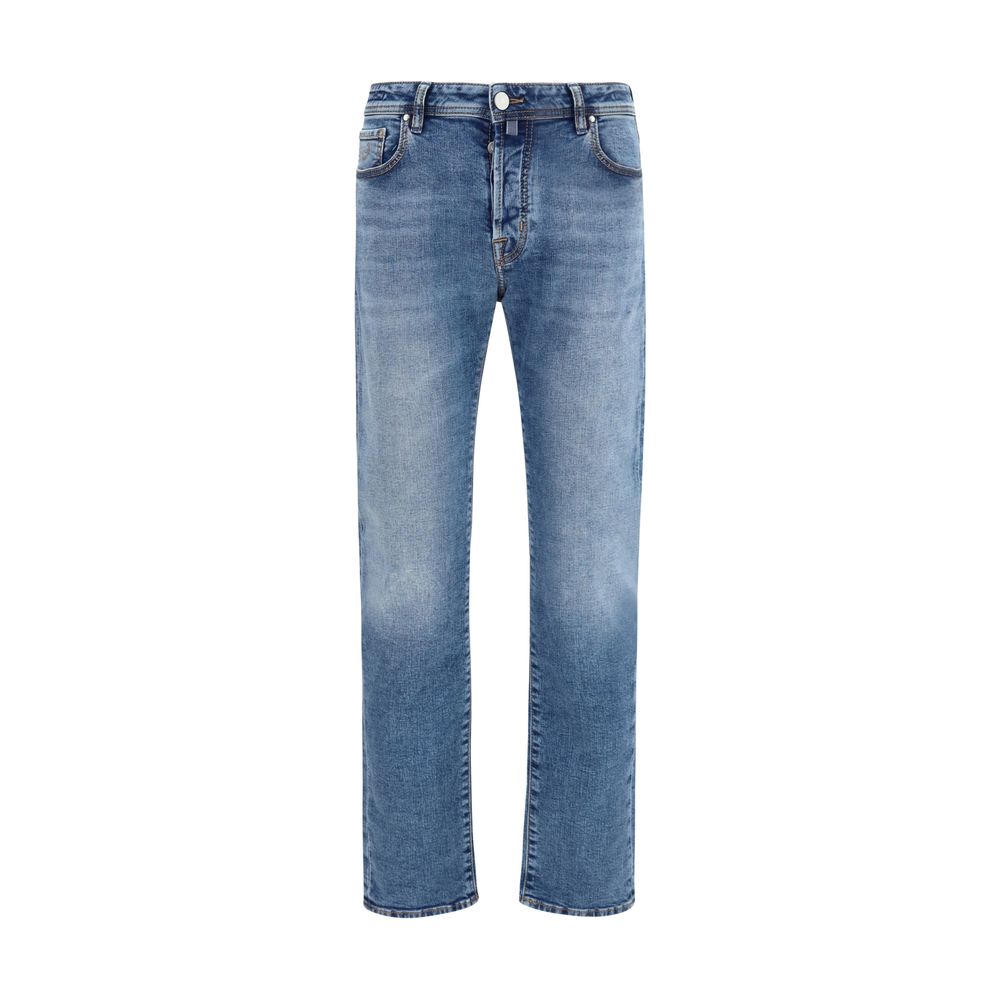 Jeans by Jacob Cohen for men in denim cotton & suede leather blue & signature features a refined silhouette with a refined tapered-leg, regular-fit & slim, defined by a mid rise and a refined long for a refined finish.