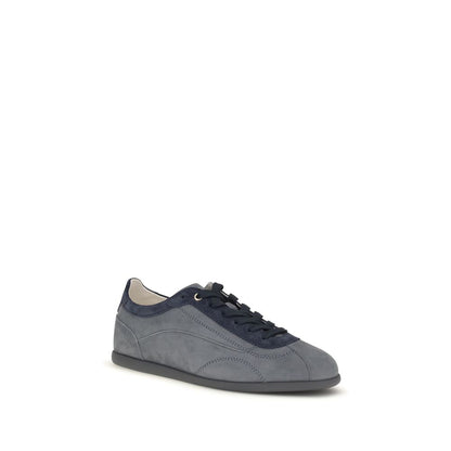 Sneakers by Brunello Cucinelli for men in bos taurus nubuck suede calf leather gray presents a sumptuous silhouette, artfully capturing the essence of the Men's Low Top Bos Taurus Nubuck Suede Calf Leather Sneakers with its sumptuous low-top style design.