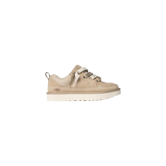 Sneakers by UGG for women in suede leather beige presents a sumptuous silhouette, artfully capturing the essence of the Women's Chunky Suede Leather Sneakers with its sumptuous chunky style design.