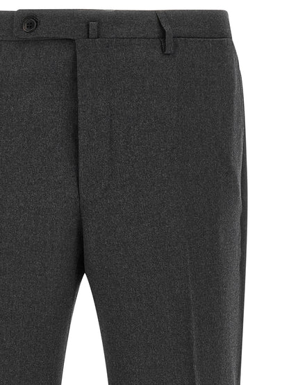 Trousers by Incotex for men in virgin wool gray features an on trend silhouette, showcasing a sophisticated straight with a long and for an on trend finish.