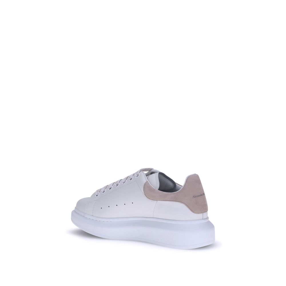 Sneakers by Alexander McQueen for women in bos taurus calf leather white features a chic design, perfectly showcasing the chic fashion style of this Women's Fashion Bos Taurus Calf Leather Sneakers.