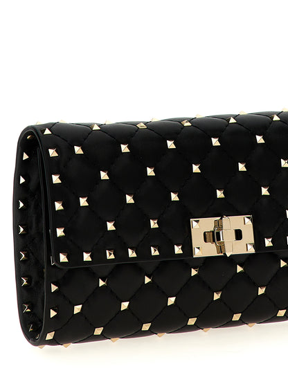 Quilted Shoulder Bag by Valentino Garavani for women in nappa lamb leather black features a enviable silhouette, showcasing a secure , ample , and enviable shoulder-strap for a enviable finish.