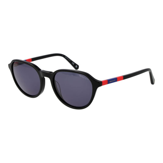 Sunglasses by Gant for men in acetate black & gray showcases a ethereal silhouette, featuring black coloured frame full-rim panto frame design with category-3-dark-tint lens for a ethereal finish.